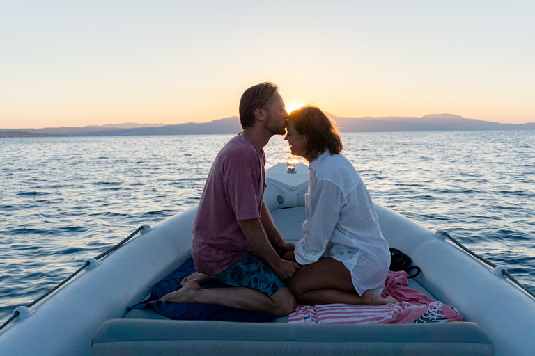 Chania: crucero al atardecer con vino cretense