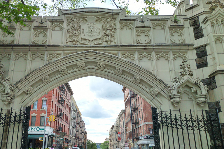 West Harlem: Gospel Church Service and Sunday Walking Tour West Harlem: Sunday Walking Tour and Gospel Church Service