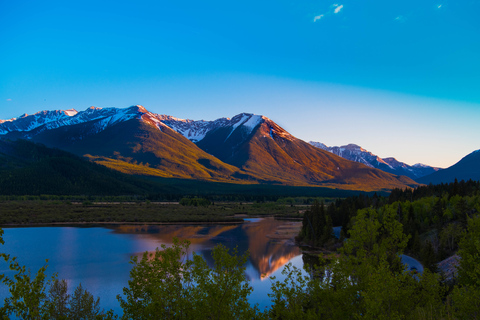 From Banff/Canmore: Guided Day Tour in Banff National ParkDeparture from Banff