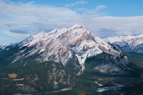 From Banff/Canmore: Guided Day Tour in Banff National ParkPickup from Canmore