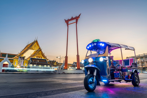 Bangkok: Flower Market and Food Night Tour by Tuk Tuk Private Tour