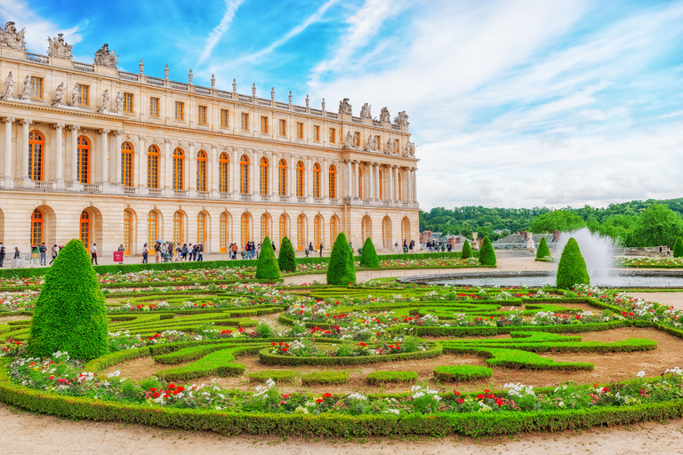 Desde París: Excursión de un día con guía a Giverny y el Palacio de Versalles