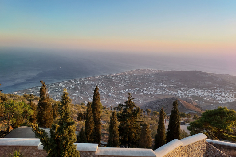 From Oia & Thera: Santorini Villages Guided Tour with Pickup