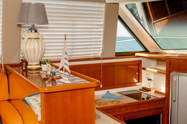 Punta Cana: Tour particular de iate pela Ilha Saona com mergulho com snorkel