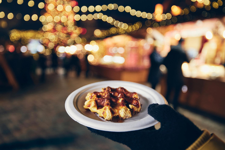 Antwerp: Christmas Market Food Tour