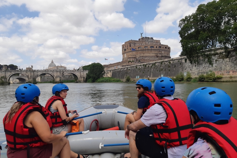 Rom: Urban Rafting Tour zur Tiberinsel mit einer lokalen Pizza