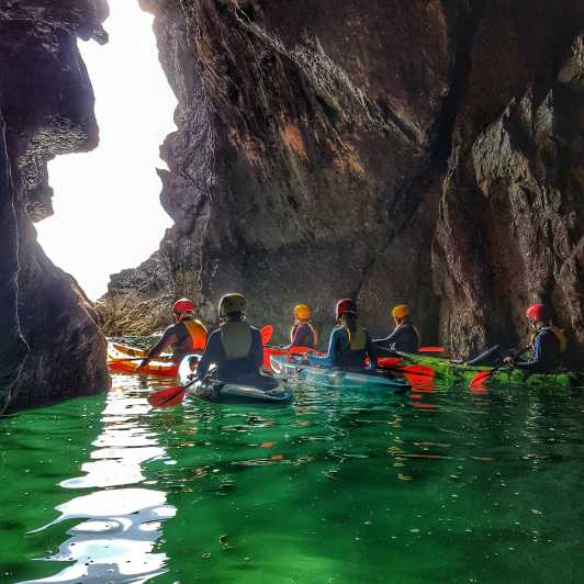 The Hook Peninsula : Sea Cave Kayaking Experience with Gear