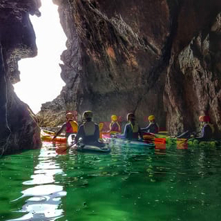 Fethard: Hook Peninsula Sea Cave Kayaking Tour with Gear