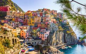 From La Spezia: Shore Excursion to Cinque Terre by Train
