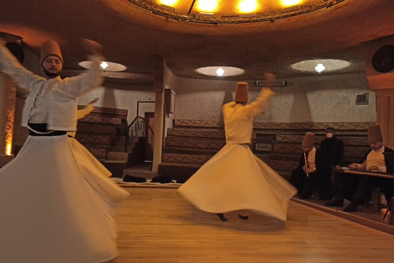 Goreme: Visning av virvlande dervischer i historiskt handelshus