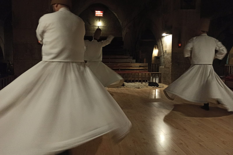 Goreme : spectacle de derviches tourneurs dans un manoir commercial historique