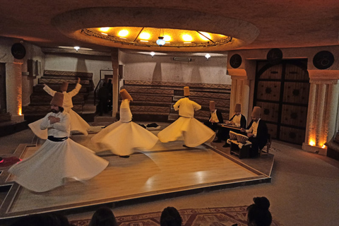 Goreme: show de dervixes rodopiantes na histórica mansão comercialGoreme: Show de Dervixes Rodopiantes na Mansão Comercial Histórica