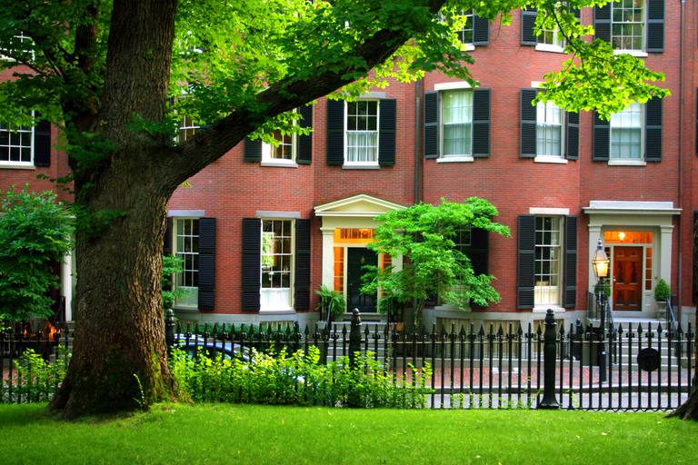 Boston: Tour histórico a pie en grupo reducido por Beacon Hill