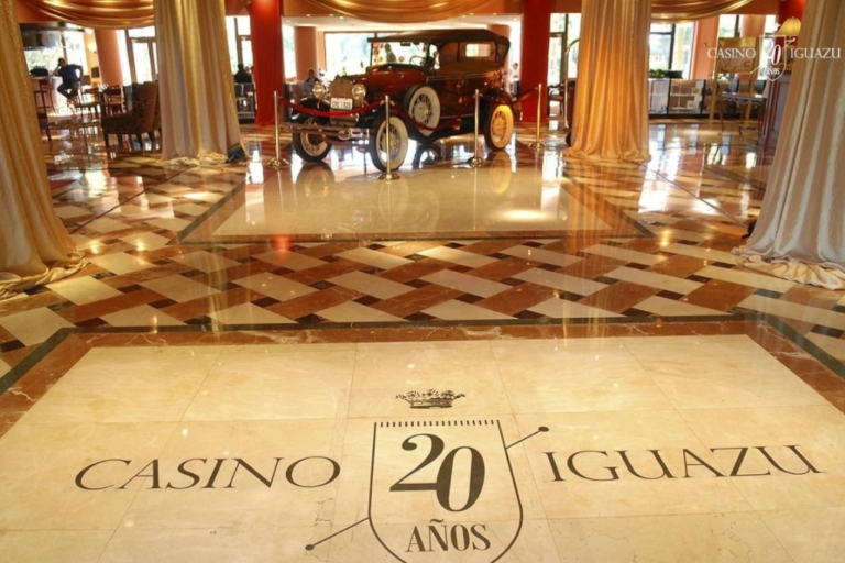Van Foz do Iguaçu: transfer naar het stadscentrum van Iguazu CasinoOverstappen naar casino