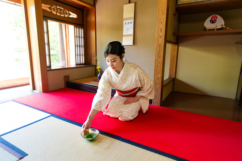 Ceremonia parzenia herbaty w Kioto ze wspaniałym widokiem na ogródGarden Teahouse Prywatna ceremonia parzenia herbaty