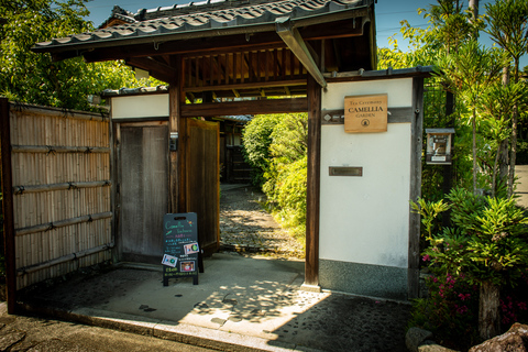 Ceremonia parzenia herbaty w Kioto ze wspaniałym widokiem na ogródGarden Teahouse Prywatna ceremonia parzenia herbaty