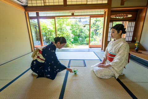 Ceremonia parzenia herbaty w Kioto ze wspaniałym widokiem na ogródGarden Teahouse Prywatna ceremonia parzenia herbaty