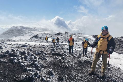 Mount Etna: Winter Trekking Tour