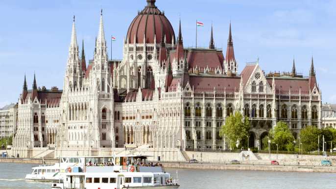 Budapest: Visita guiada al Parlamento en español