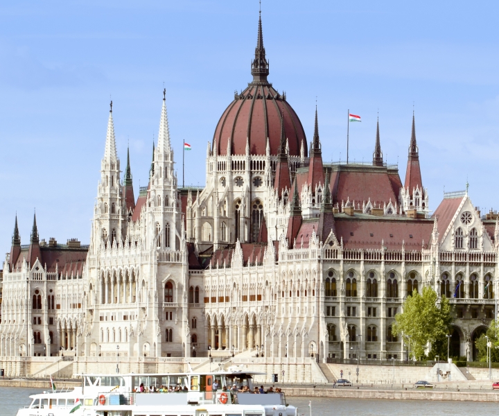 Будапешт: экскурсия по зданию парламента на испанском языке