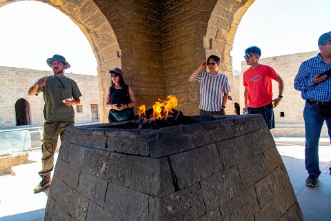 Baku: Atashgah Fire Temple & Burning Mountain Half-Day Tour