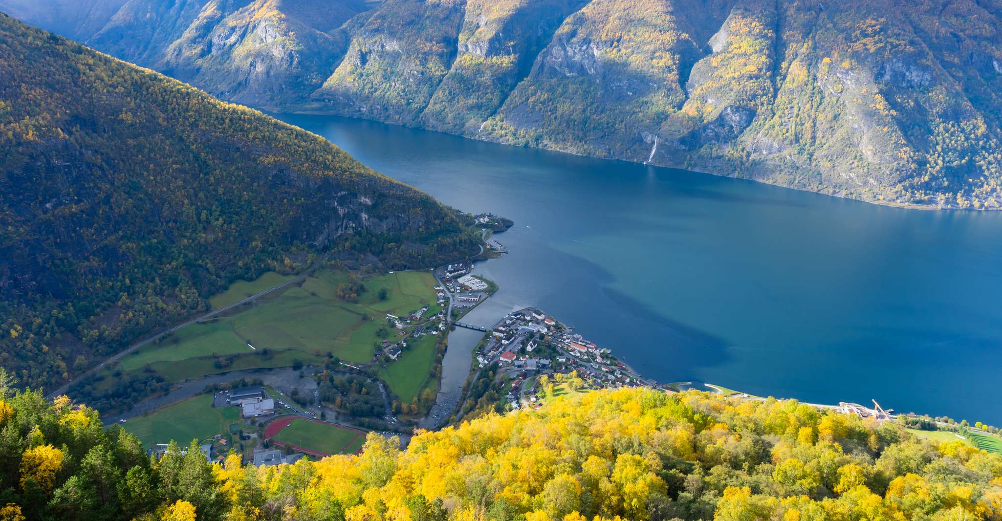Flam, spettacolare Stegastein Viewpoint Tour con Shuttle Bus - Hizvo