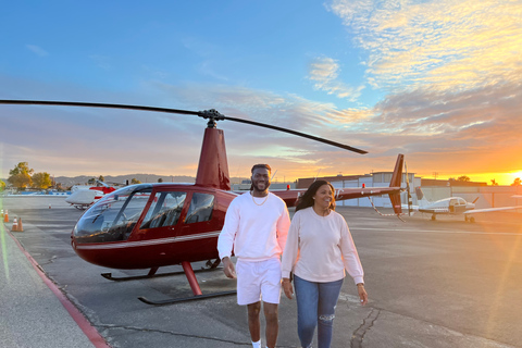 Città e costa: Spiagge e città: Tour in elicottero di 50 minutiTour in elicottero della costa, delle spiagge e della città di Los Angeles