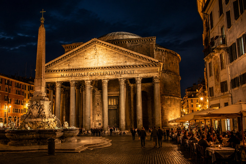 Rome Pantheon Night Tour with Local Host & Guide Entry Ticket + Audio Guide Experience
