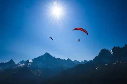 Chamonix: Tandem-Gleitschirmflug mit Blick auf den Mont-Blanc