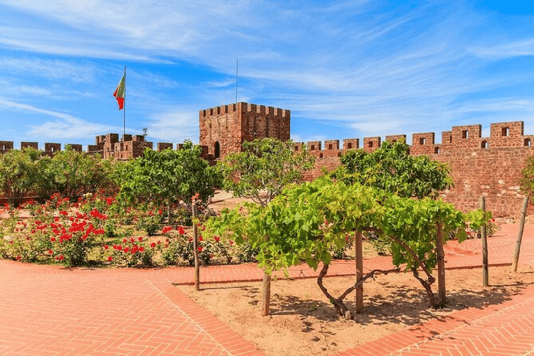 De Albufeira: excursão de meio dia aos destaques de Silves e MonchiquePasseio Compartilhado