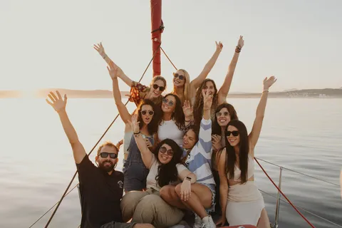 Sotogrande: Excursión Privada en Velero + Bebida (Para Grupos)