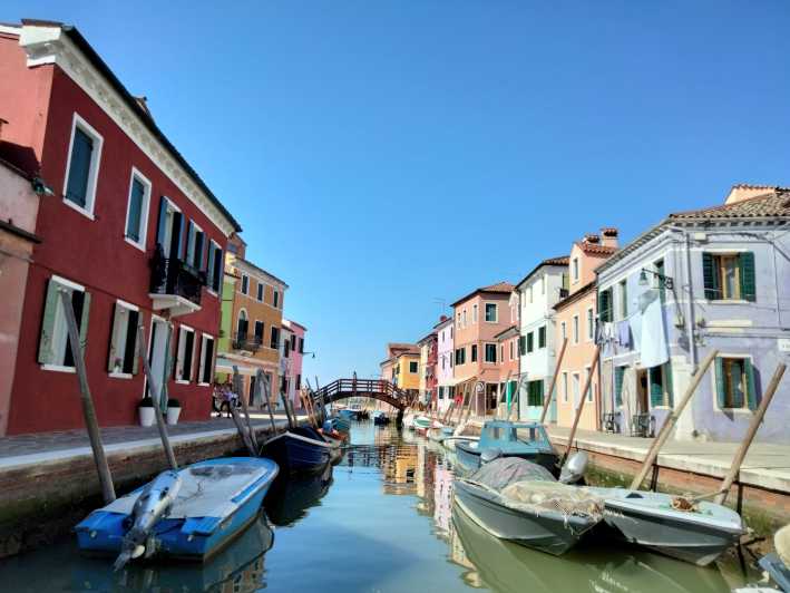 Venezia: Tour privato in barca di Murano e Burano con servizio di prelievo in hotel