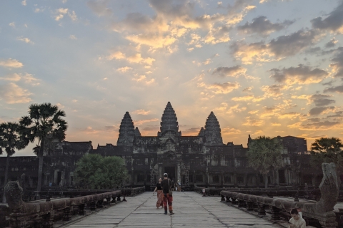 Siem Reap : Visite privée d'Angkor au lever du soleilSiem Reap : Visite privée d'Angkor au lever du soleil et prise en charge à l'hôtel
