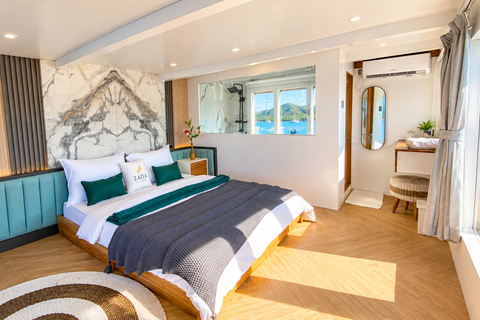 Labuan Bajo: 3-Day Komodo Sailing Luxury Boat with All Fees Deluxe Boat - Private Standar Room (2pax/room)
