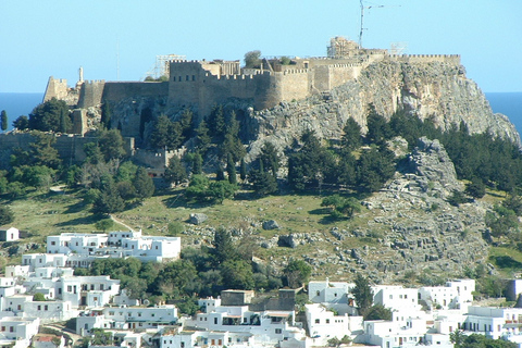 Från Rhodos: Lindos tur-retur busstransfer med fri tidRhodos: Bussresa till Lindos tur och retur med fri tid