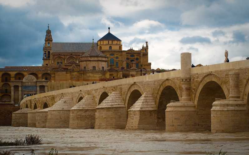 Córdoba: tour guidato privato a piedi