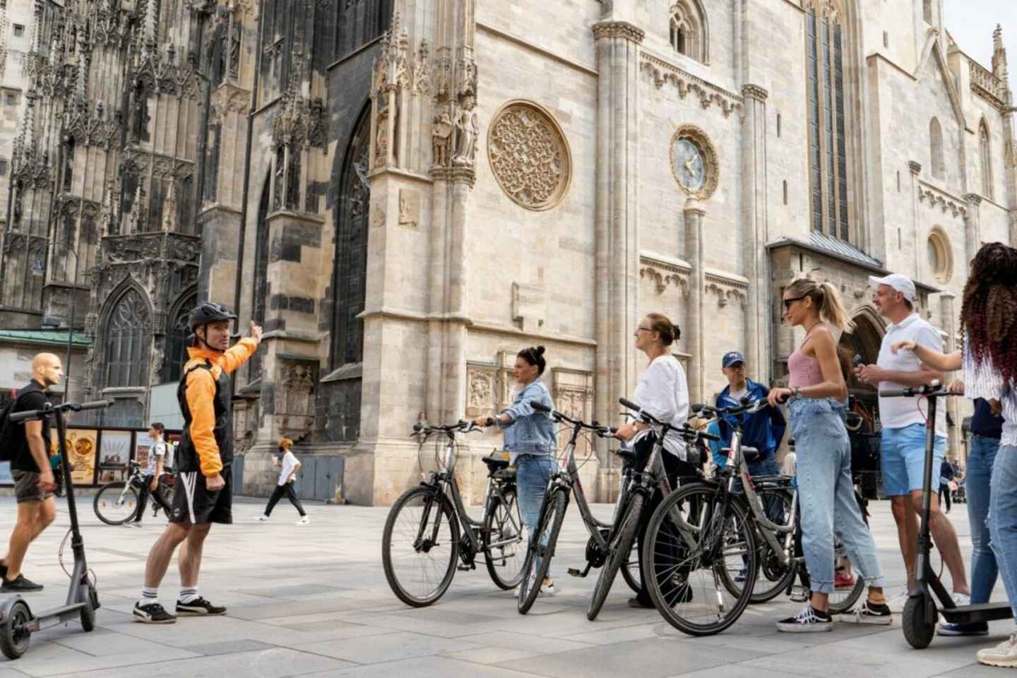 Vienna: Customizable Private Bike Tour