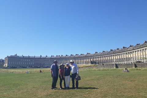 Au départ de Southampton : Excursion guidée d'une journée à Stonehenge et Bath