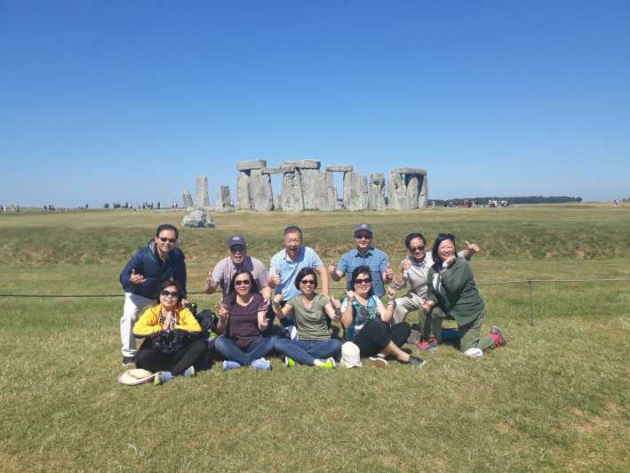 From Southampton: Stonehenge and Bath Guided Day Trip
