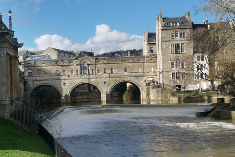 Au départ de Southampton : Excursion guidée d'une journée à Stonehenge et Bath