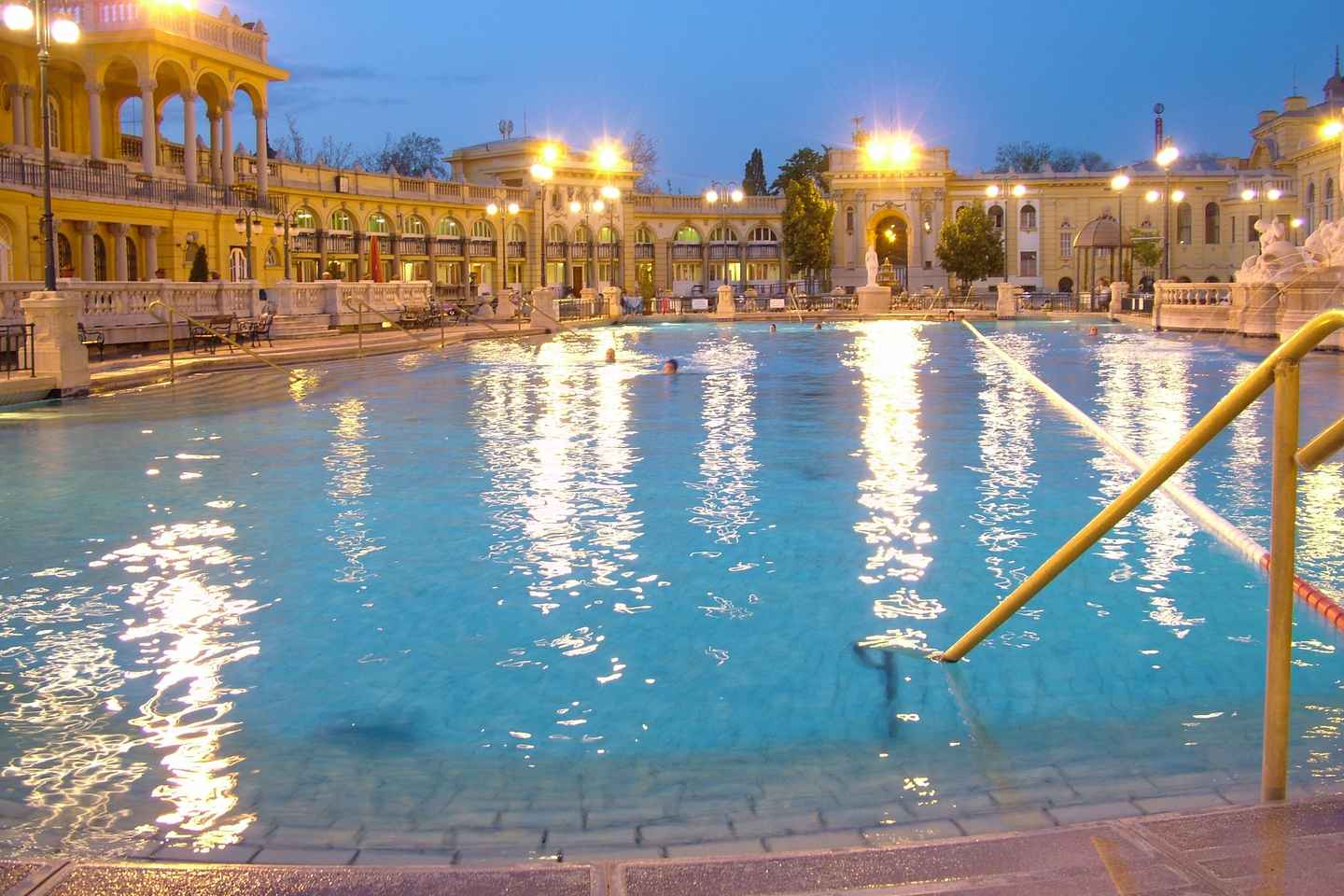Budapest: Széchényi Thermal Bath Palm House Pass