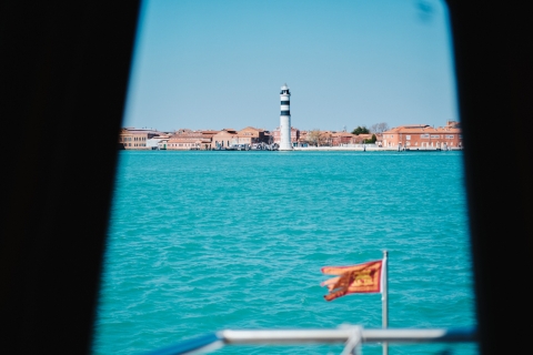 From Venice: Murano and Burano Panoramic Boat Tour Venice: Panoramic Boat Tour to Murano & Burano
