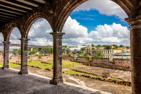 Från Bávaro eller Punta Cana: Höjdpunkter i Santo DomingoFrån Bávaro eller Punta Cana: Santo Domingo höjdpunkter