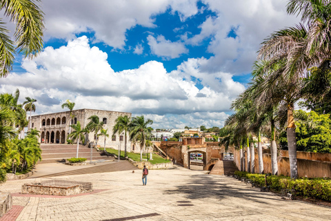 From Bávaro or Punta Cana: Santo Domingo Highlights Tour