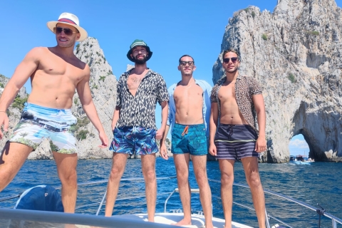 De la côte amalfitaine : Capri, excursion en bateau tout compris + visite de la villeAu départ d'Amalfi : excursion en bateau tout compris à Capri + visite de la ville
