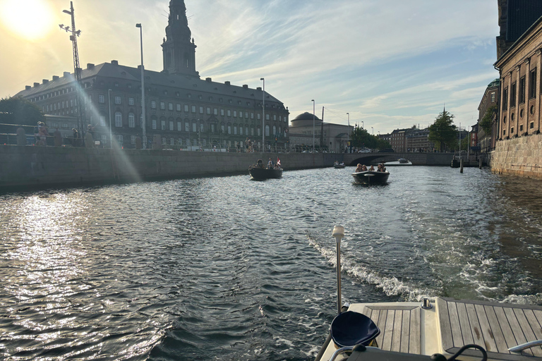 Copenhagen: 1, 3 or 4-Hour Private Boat Tour with CaptainCopenhagen: 3 Hour Private City Boat Tour with Captain