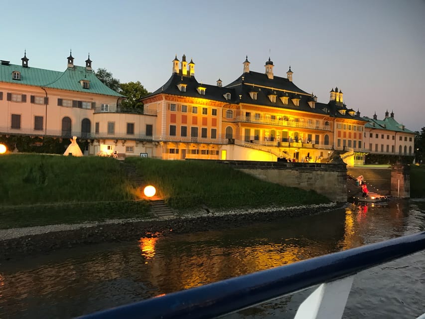 Dresden, crucero por el río por la noche con cena - Hizvo
