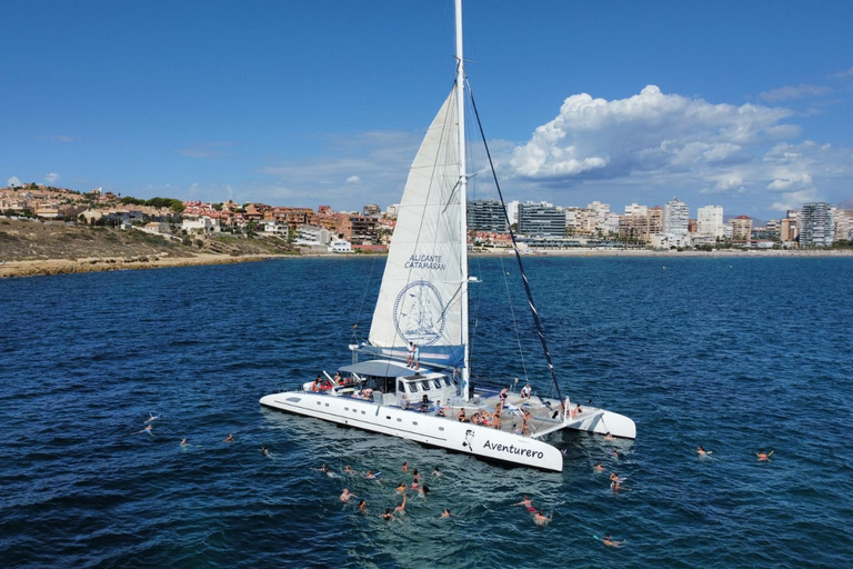 Alicante: 3-godzinny rejs katamaranem po wybrzeżu z nurkowaniem z rurką