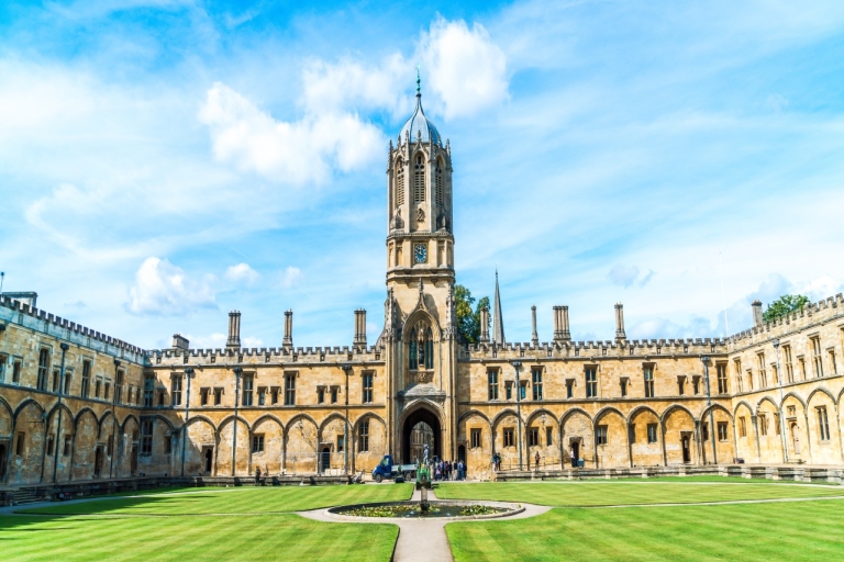 Au départ de Londres : Visite guidée privée d'une demi-journée des hauts lieux d'Oxford9 heures : Visite d'Oxford et des Cotswolds