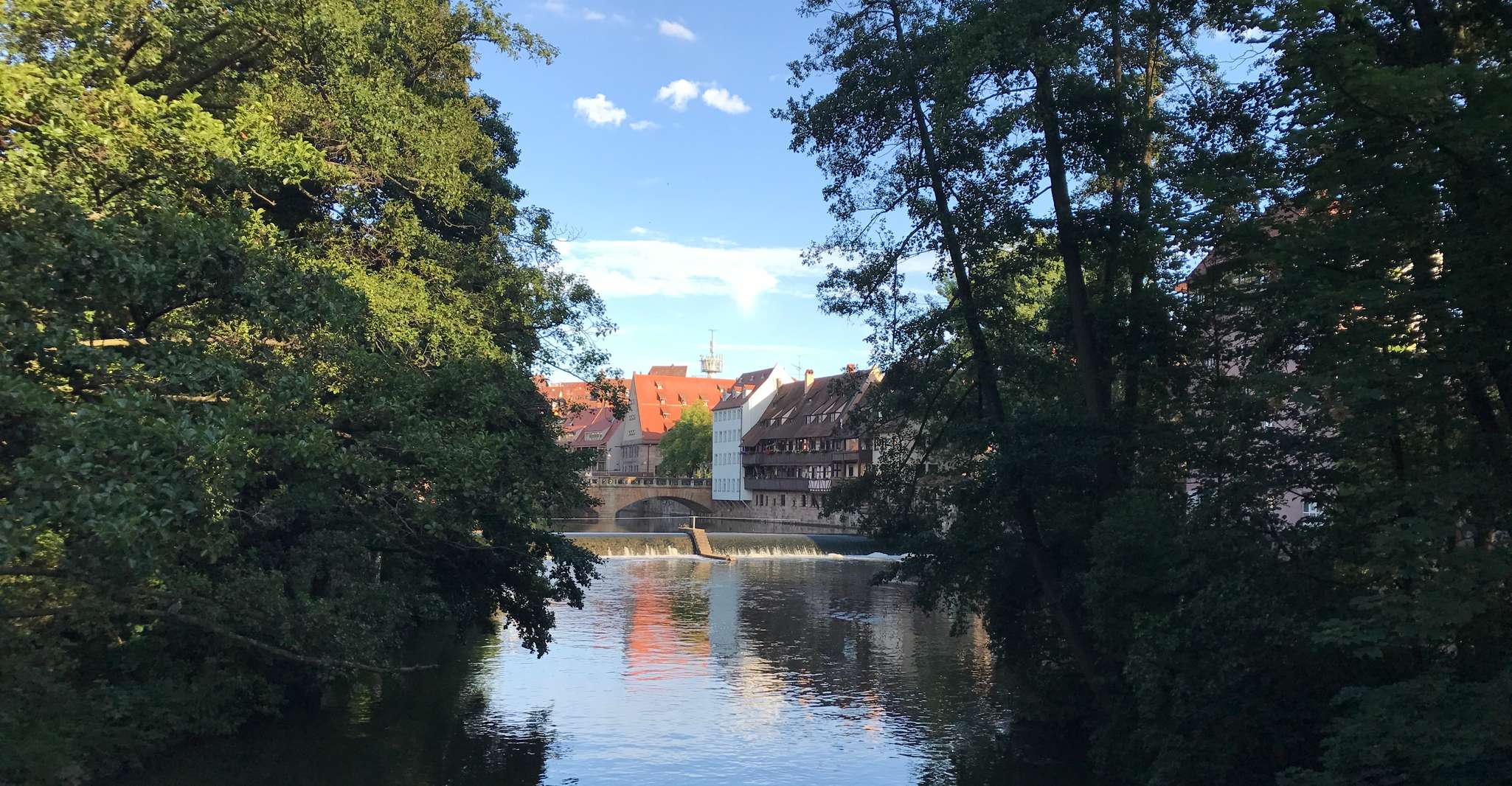 Nürnberg, Interaktiver Mobile Audio Guide mit 2 Food Stops - Hizvo